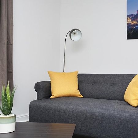 Altido 2Br Apartment With Free Parking, Near The Royal Mile Единбург Екстериор снимка