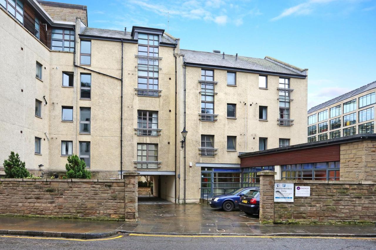 Altido 2Br Apartment With Free Parking, Near The Royal Mile Единбург Екстериор снимка