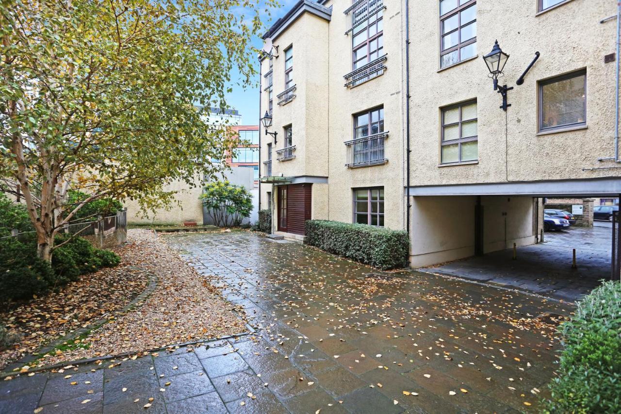 Altido 2Br Apartment With Free Parking, Near The Royal Mile Единбург Екстериор снимка