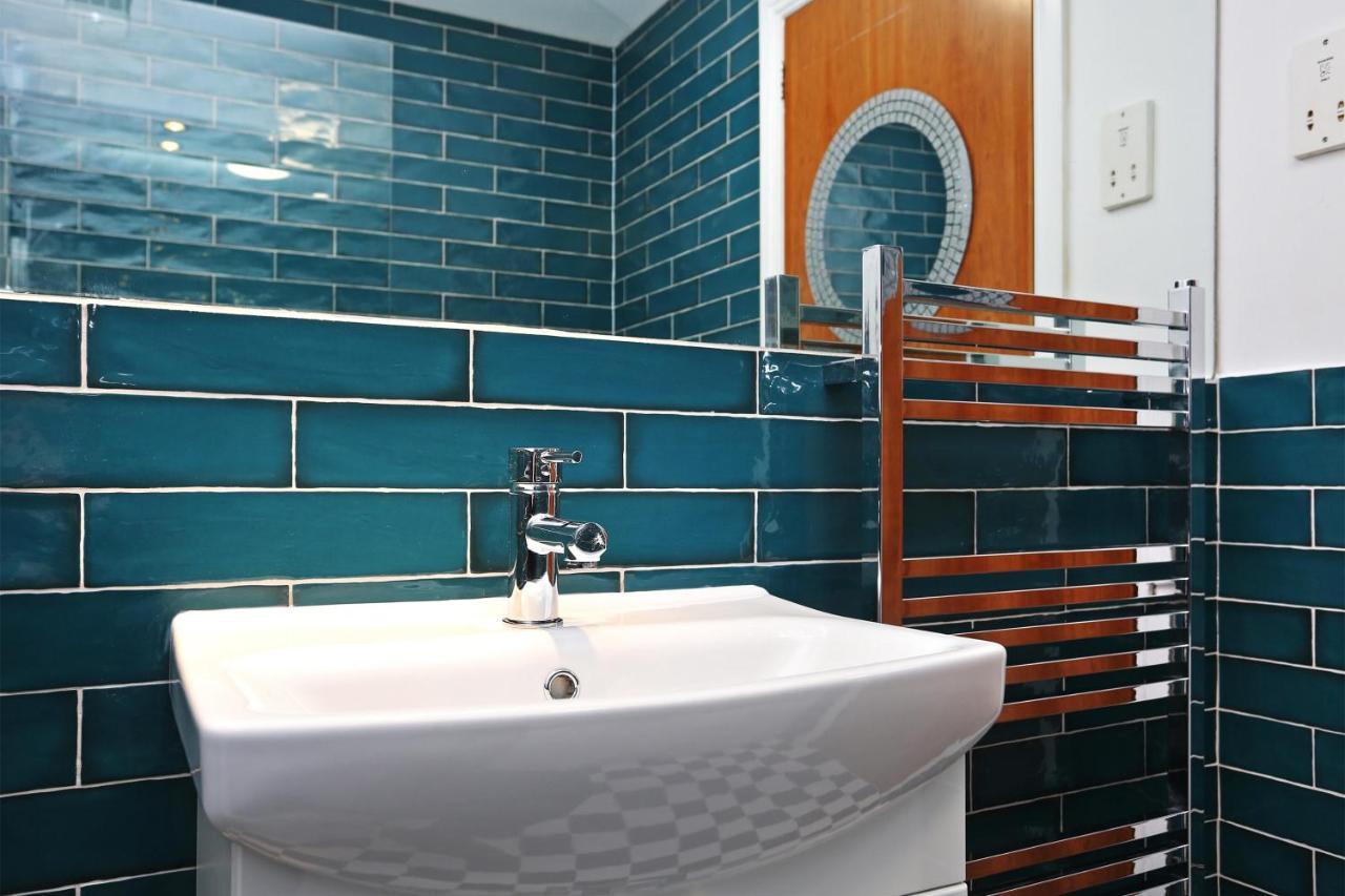 Altido 2Br Apartment With Free Parking, Near The Royal Mile Единбург Екстериор снимка